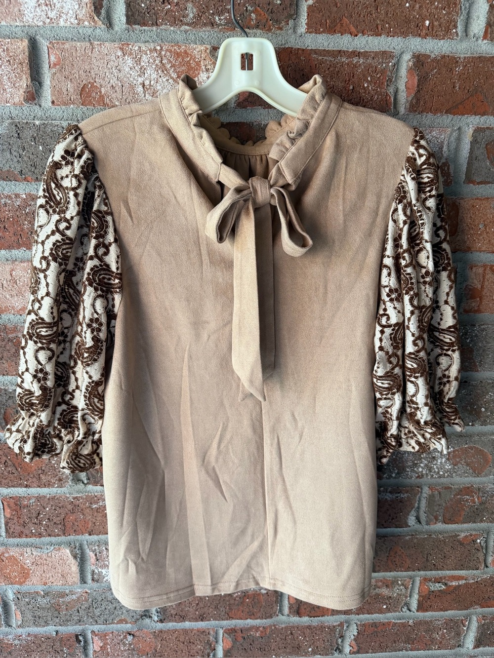 Women’s Beige faux-suede boutique top -size small